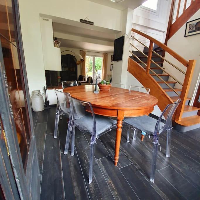 Maison De Charme Avec Vue Mer ทรูวิลล์-ซูร์-แมร์ ภายนอก รูปภาพ